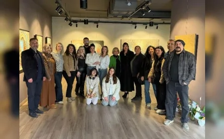 Eğitimci Ressam Nilgün Ayşecik Çevik 50 Yıllık Sanat Yolculuğunu Ankara’daki 26. Sergisiyle Taçlandırdı