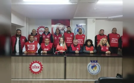 DİSK Eskişehir Bölge Temsilcisi Zeynep Kaya: “1 Mayıs Alanından Ayrılma Kararı İlkesel Duruşun Sonucudur”
