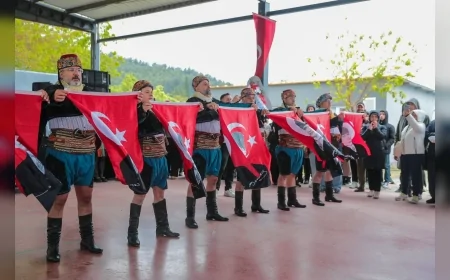 ALİAĞA’DA HIDIRELLEZ COŞKUSU SAMURLU OBA PARK’TA YÖRÜK GELENEKLERİYLE YAŞATILDI