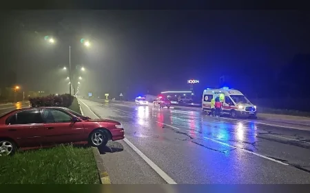Çorum’da yağmurda kontrolden çıkan otomobil orta refüje çarptı 1 kişi yaralandı