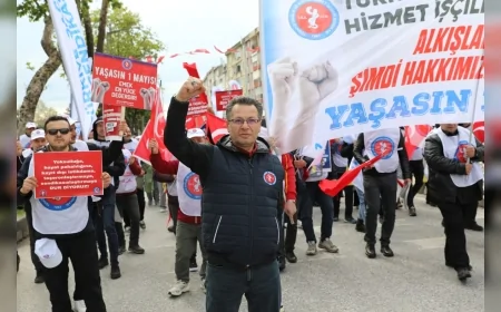Türkiye Sağlık-İş Genel Başkanı Hakan Toy: “Aileyi güçlendiren politikalar emekçinin çalışma ve aile hayatını da kapsamalıdır”