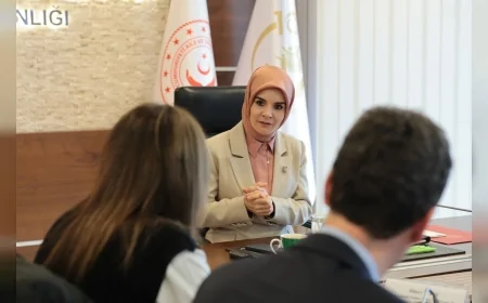 Aile ve Sosyal Hizmetler Bakanı Mahinur Özdemir Göktaş: “Mayıs ayı için 8,4 milyar liralık yaşlı ve engelli aylıklarını hesaplara yatırmaya başladık”