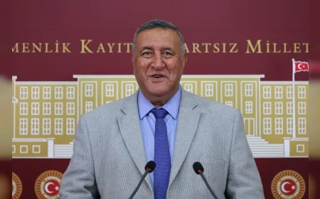 CHP Niğde Milletvekili Ömer Fethi Gürer: “Memurlar yoksulluk sınırının altında kaldı, 3600 ek gösterge genişletilmeli”