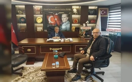 CUMHUR HABER AJANSI ÇORUM TEMSİLCİSİ DURAN ATAK: “RECEP GÜR’ÜN YENİDEN SEÇİLMESİ ESNAF CAMİASI ADINA ÖNEMLİ”