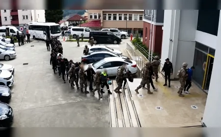İçişleri Bakanlığı: “Artvin merkezli 22 ilde organize suç örgütlerine yönelik operasyonlarda 32 şüpheli yakalandı”