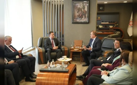 DEVA Partisi Genel Başkanı Ali Babacan Çorum’da İş Dünyası Temsilcileriyle Türkiye Ekonomisini Değerlendirdi