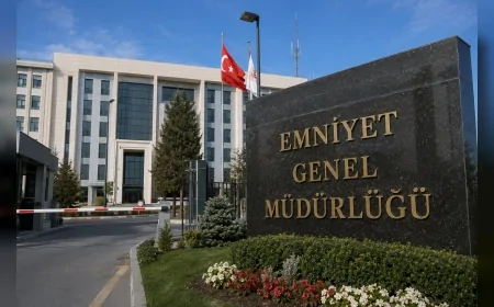 Türk Polis Teşkilatı: “ODTÜ’de Türk bayrağına yönelik eylemlerle ilgili 6 kişi yakalandı”