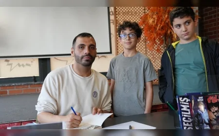 Manga Çizeri Umut Bayrak Başiskele’de Gençlerle Deneyimlerini Paylaştı