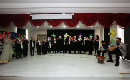 Yenimahalle Belediyesi Nefes Engelliler Sosyal Tesisi’nde Anneler Günü Etkinliği Yoğun Katılımla Gerçekleşti