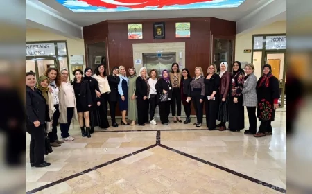 MAMAK HALK EĞİTİM MERKEZİ’NİN ANNELER GÜNÜ KERMESİ YOĞUN İLGİ GÖRDÜ