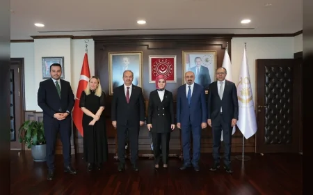 Sağlık-Sen Genel Başkanı Mahmut Faruk Doğan: “Sosyal Hizmet Çalışanlarının Güvenliği İçin Gereken Her Türlü Çalışma Yapılacak”