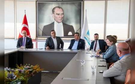 Narlıdere Belediye Başkanı Erman Uzun: “Muhtarlarımızla omuz omuza çalışmaya devam ediyoruz”