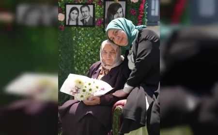 Düzce Belediyesi Alzheimer Merkezi’nde Anneler Günü şarkılar ve çiçeklerle kutlandı