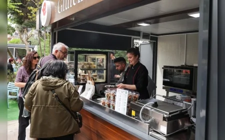 Efeler Belediye Başkanı Anıl Yetişkin’in Hizmete Açtığı Glutensiz & Vegan Kafe Çölyak Hastalarına Güvenli Sosyal Alan Sunuyor