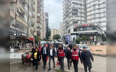 CHP Adana İl Başkanı Anıl Tanburoğlu: “Halkın derdine derman olmak için sahaya çıktık”