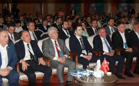 Türkiye Buz Pateni Federasyonu Genel Kurulu’nda Recep Ali Er 195 Oyla Başkan Seçildi