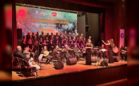 Çorum Belediyesi Türk Sanat Müziği Topluluğu “İçimizi Isıtan Şarkılar” Konseriyle Sanatseverlerden Tam Not Aldı
