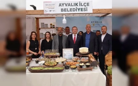 Ayvalık Belediyesi Kooperatifi, Balıkesir GastroFest’te Yöresel Lezzetleriyle İlgi Odağı Oldu