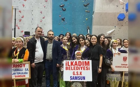 İlkadım Belediye Başkanı İhsan Kurnaz: “Halk oyunları ekibimiz Samsun’u en iyi şekilde temsil edecek”