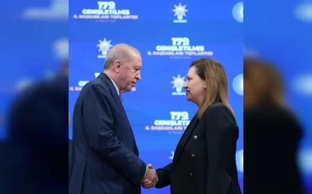 Aile ve Sosyal Hizmetler Bakanı Mahinur Özdemir Göktaş: “Toplumun değer yargılarına saygı duyanlarla aynı yolda yürüyeceğim”