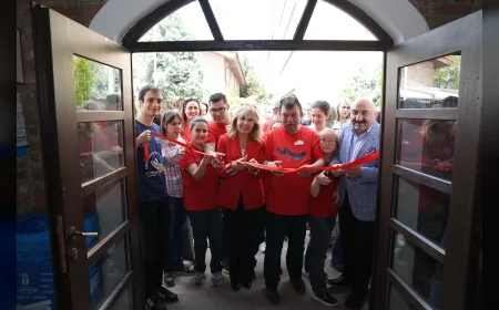 Tepebaşı’nda özel bireylerin el emeği eserleri “Benzersiz” sergisinde buluştu