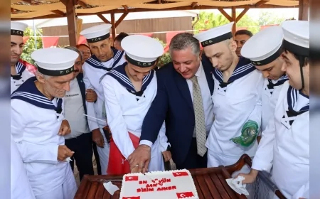 Yalova Belediye Başkanı Mehmet Gürel: “Özel bireylerimizin mutluluğuna ortak olmak tarifsiz bir duygu”