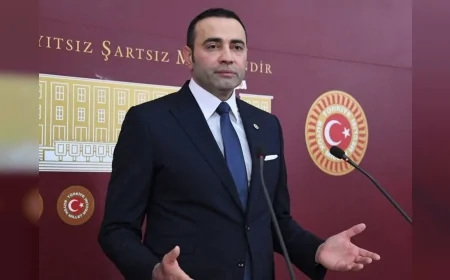 CHP Antalya Milletvekili Aykut Kaya: “Yeşil pasaport hakkı tüm öğretmenlere verilmelidir”