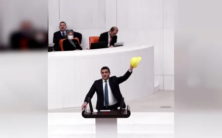 CHP Genel Başkan Yardımcısı Ulaş Karasu: “Soma Bitmedi, AKP’nin Yarattığı Kara Düzende Emek Hâlâ Toprağın Altında Can Veriyor”