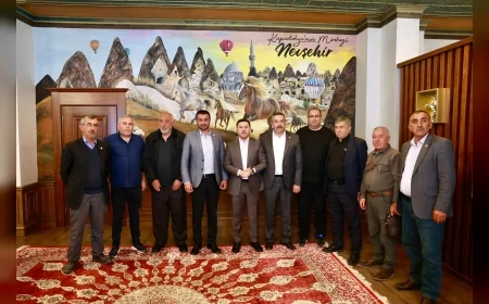 Nevşehir Belediye Başkanı Rasim Arı STK ve Ziraat Odası Temsilcileriyle Bir Araya Geldi