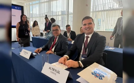 ALTIEYLÜL BELEDİYE BAŞKANI HAKAN ŞEHİRLİ: “Yılın Partner Kuruluşu” ödülünü ikinci kez kazandık