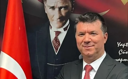 Muğla Eczacı Odası Başkanı Ecz. Saim Korkmaz: “Eczacılık için yeni bir doğuş ve ortak dönüşüm zamanı”