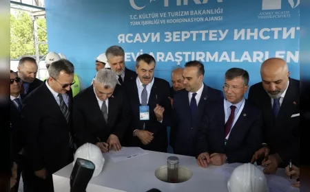 Ticaret Bakanı Prof. Dr. Ömer Bolat, Türkistan’da Yesevi Araştırmaları Enstitüsü’nün temel atma törenine katıldı