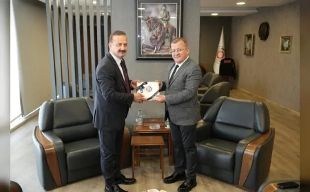 Anahtar Parti Genel Başkanı Yavuz Ağıralioğlu Çorum TSO’yu Ziyaret Etti