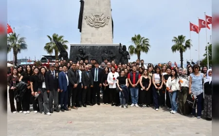 Muğla Büyükşehir Belediye Başkanı Ahmet Aras: “Şehit annelerimizin ve gazi eşlerinin yanında olmayı sürdüreceğiz”