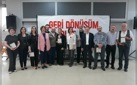 Tepebaşı Belediye Başkanı Dt. Ahmet Ataç: “Seçkinlere değil halka dönük yapılan işler yaşıyor, sanat iyileştirir”