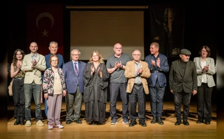 İzmir Büyükşehir Belediye Başkanı Dr. Cemil Tugay: “İzmir Bir Miras Ve O Mirası Anlamak Lazım”