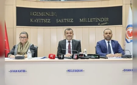 Denizli Büyükşehir Meclisi çiftçiye tohum, dar gelirliye bayram desteği ve milli sporculara ücretsiz ulaşım kararı aldı