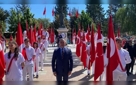 CHP Çorum Milletvekili Mehmet Tahtasız: “Gençler Gitmek Değil Kendi Ülkesinde Mutlu Yaşamak İstiyor”