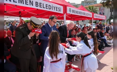 Menemen Belediye Başkanı Aydın Pehlivan: “Gençliğin yanında olmak, geleceğe sahip çıkmaktır”