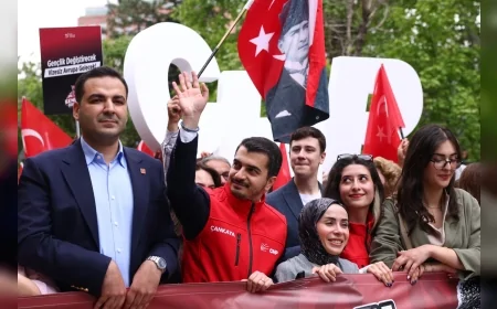 Çankaya Belediye Başkanı Hüseyin Can Güner: “Gençlik Atatürk’ün emanetine sahip çıkıyor”