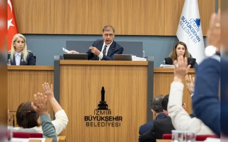 Yerel Yönetimler İzmir Büyükşehir Belediye Başkanı Dr. Cemil Tugay: “İzmir adım adım en ucuz su kullanan şehir oluyor”