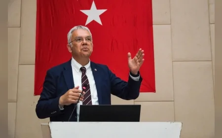 CHP CAO Sağlık Politikaları Kurul Başkanı Prof. Dr. Kayıhan Pala: “Kamucu, Eşit ve Ücretsiz Sağlık Sistemini İktidarımızda Kuracağız”