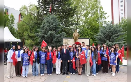 Çankaya Belediye Başkanı Hüseyin Can Güner: “Bayramları da mücadeleyi de unutturamazlar”