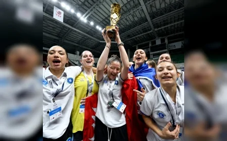 Bursa’da düzenlenen Kardeş Şehirler U16 Kızlar Basketbol Turnuvası büyük heyecana sahne oldu