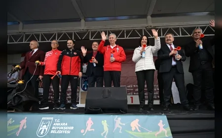 Ankara Büyükşehir Belediye Başkanı Mansur Yavaş ATA Çiftliği’ndeki yarı maratonun startını verdi