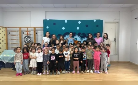 Eskişehir Büyükşehir Belediyesi Es Çocuk Evi’nde minikler interaktif masal tiyatrosuyla buluştu