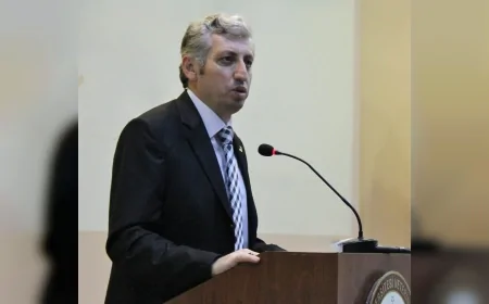Veteriner Farmakoloji ve Toksikoloji Derneği Başkanı Prof. Dr. Ender Yarsan: “Arıları korumak kendi soframızı ve geleceğimizi korumaktır”