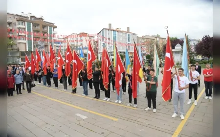 Kahramankazan’da 19 Mayıs Coşkusu Gençlik Yürüyüşü ve Etkinliklerle Kutlandı