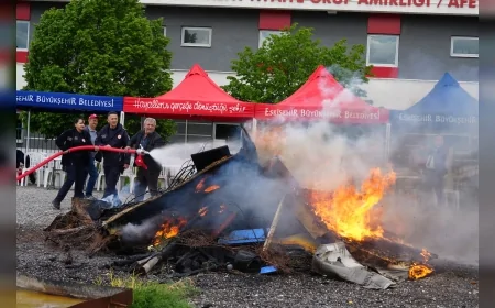 Eskişehir Büyükşehir Belediyesi kırsalda yangınlara karşı 45 mahalle muhtarına müdahale eğitimi verdi