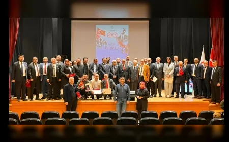 Serdengeçti Kültür Eğitim ve Yardımlaşma Federasyonu Genel Başkanı Doç. Dr. Servet Avşar: “19 Mayıs ruhunu gelecek nesillere taşımaya devam edeceğiz”
